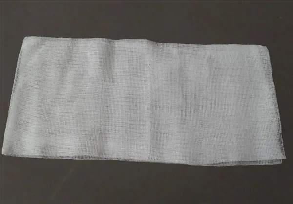 Gázová komprese 10 x 20 cm, nesterilní /17nití/  ( 100 ks)
