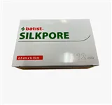 Pevná fixační náplast z umělého hedvábí Silk, bílá, cívka, 2,5 x 9,15