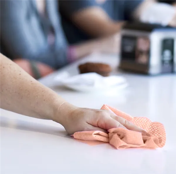 Tork barevný program, čistící utěrka (červená) W8