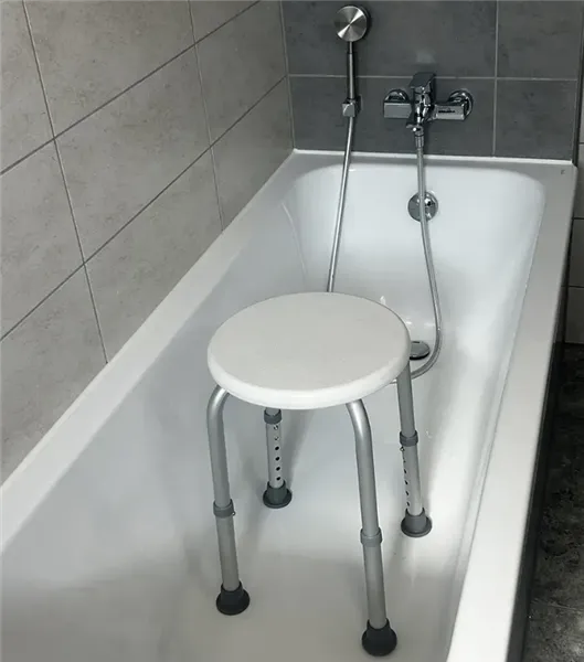 Stolička do sprchy nos. 120kg