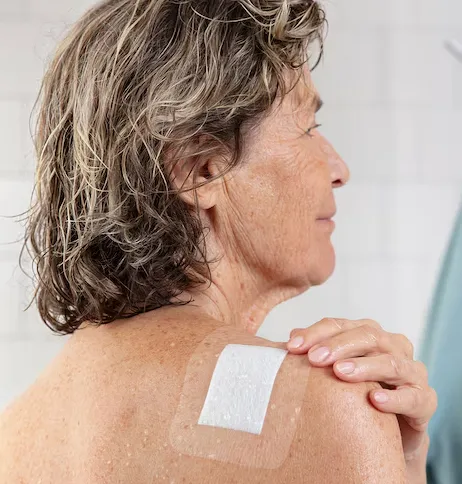 Leukomed® T Plus Skin Sensitive sterile, 8cm x 10cm (5ks v balení)