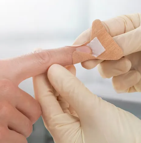 Leukoplast® elastic, 19mm x 56mm