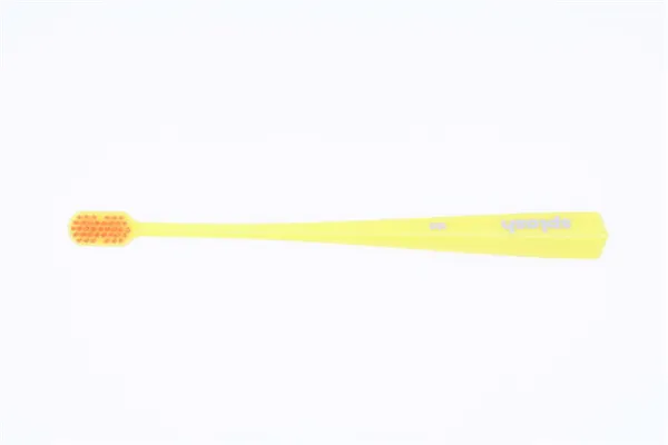 Zubní kartáček Splash Brush 150 světle žlutý 2