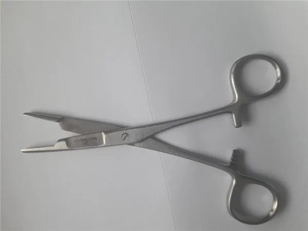 Jehelec Olsen-Hegar, 14 cm